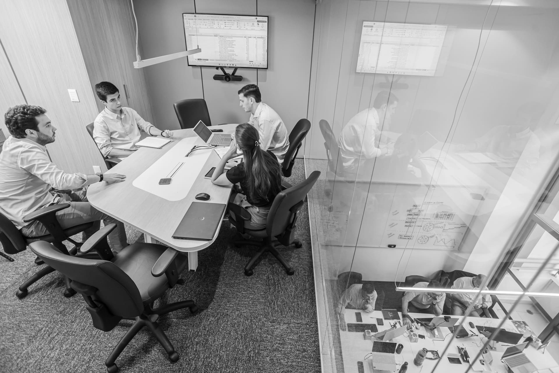 Collaboration environment: a corporate room arranged for group working.